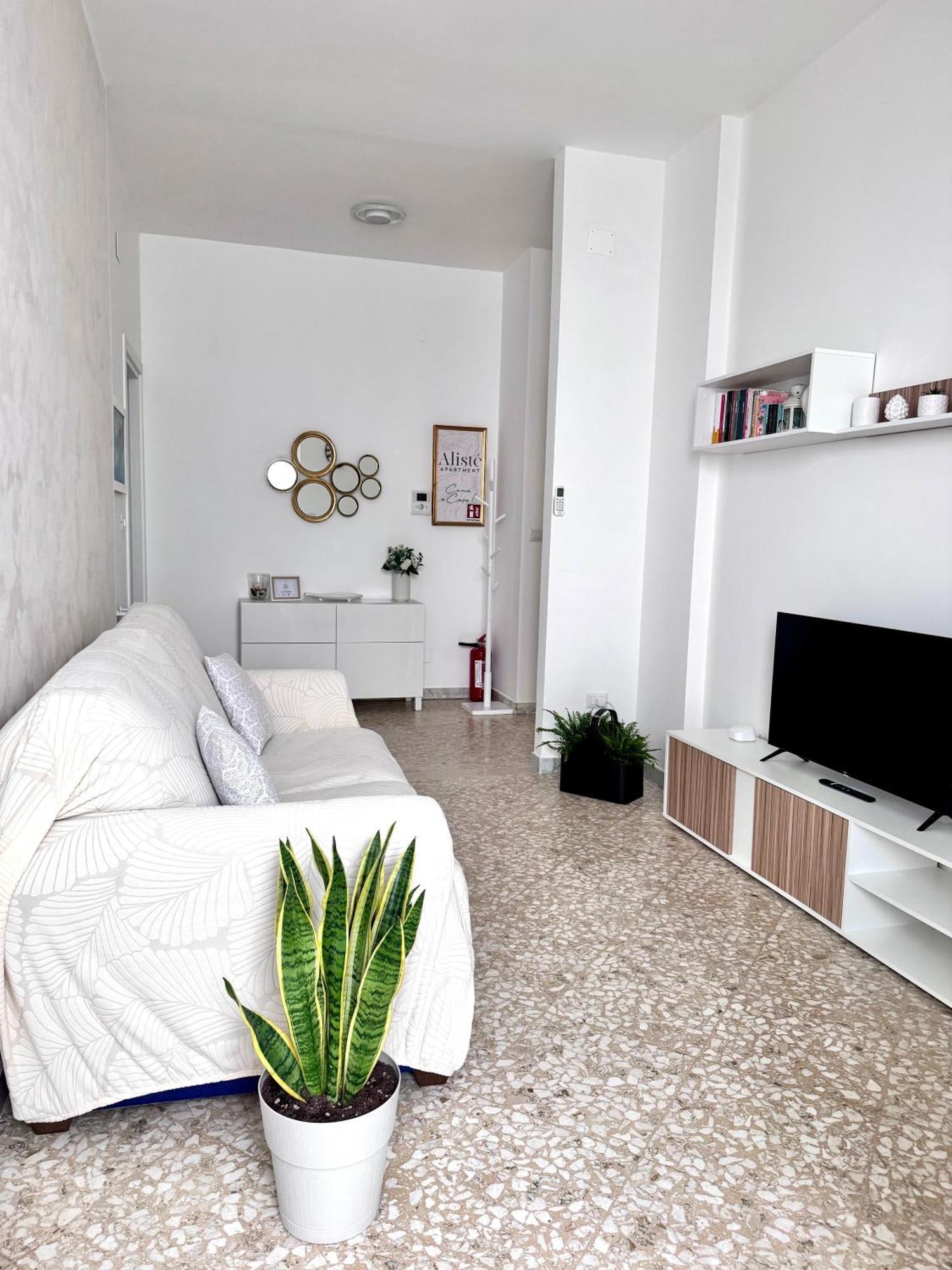 Aliste Apartment Brindisi Extérieur photo